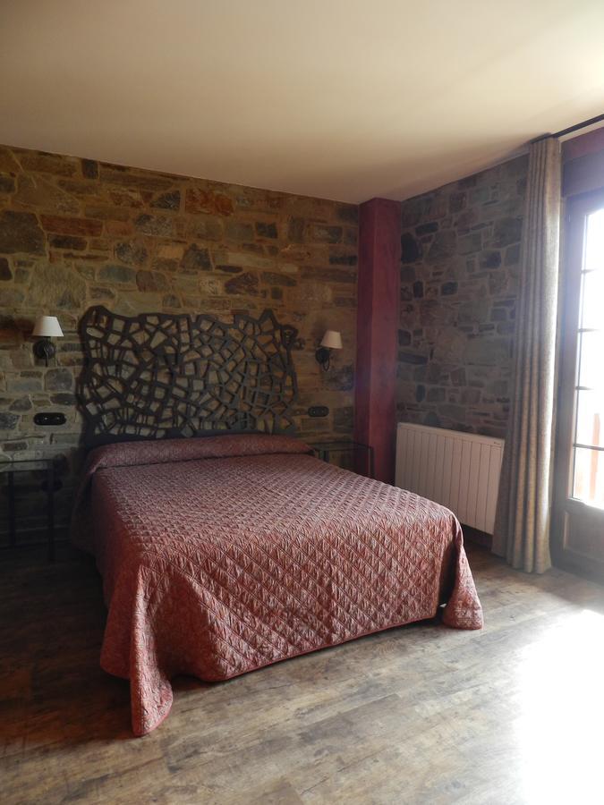 Hostal Rural La Casa del Peregrino El Acebo de San Miguel Habitación foto