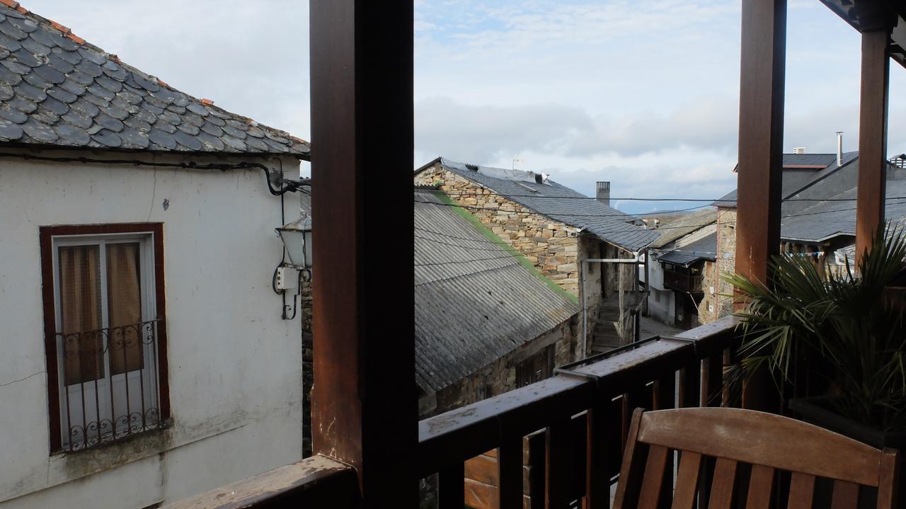 Hostal Rural La Casa del Peregrino El Acebo de San Miguel Habitación foto